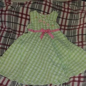 Girls dress size 4